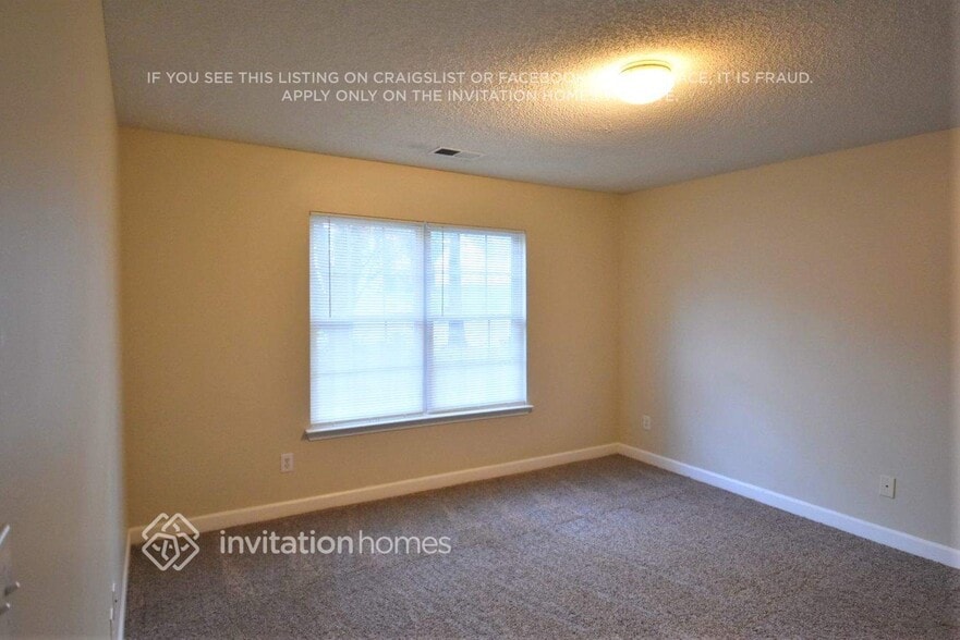 Building Photo - 2551 Captains Watch Rd NE