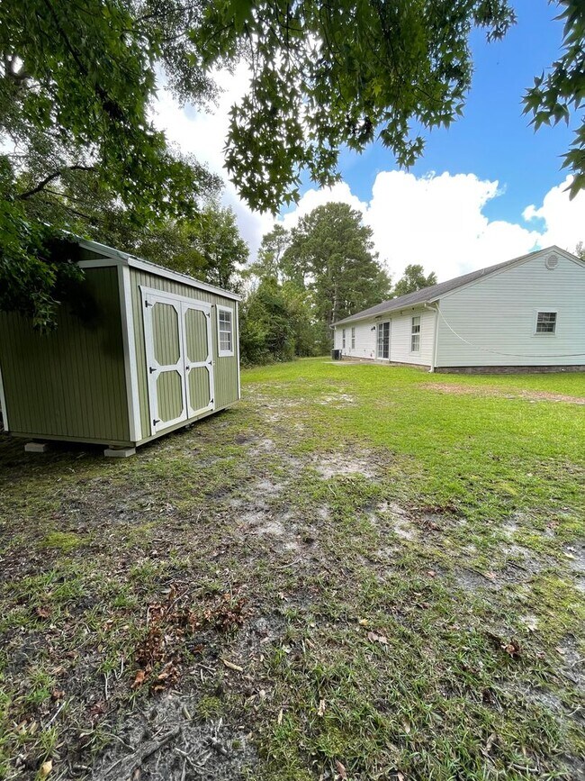 Building Photo - 104 Bayer Ct