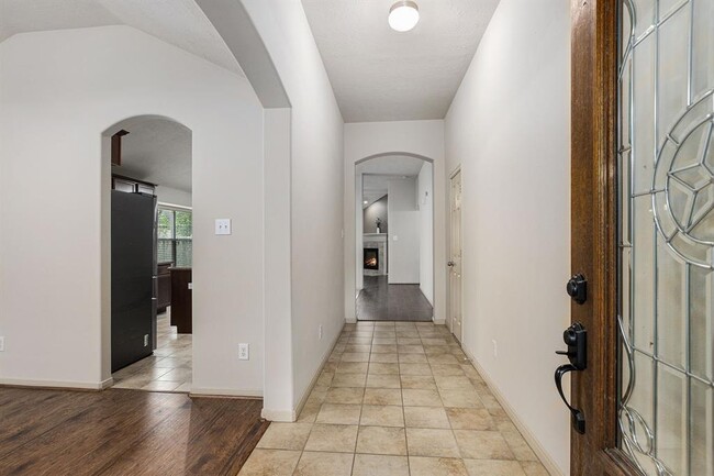Building Photo - 25227 Ginger Ranch Dr