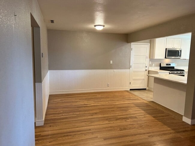 Building Photo - 3-bedroom single story in Turlock!