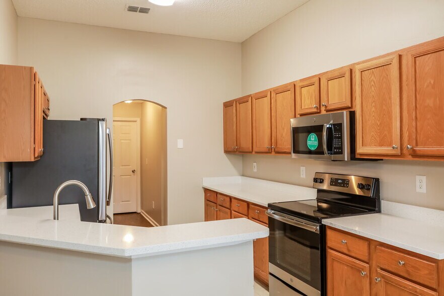Building Photo - 3291 Sexton Dr