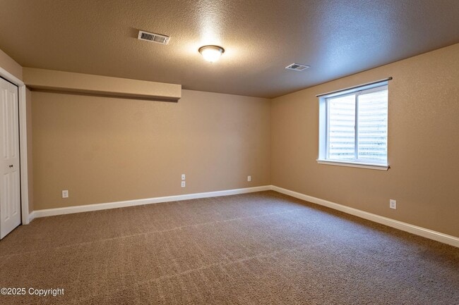 Building Photo - 4 Bedrooms, 3.5 Bathrooms, 2 Car Garage Home Fore Rent In Remington Estates