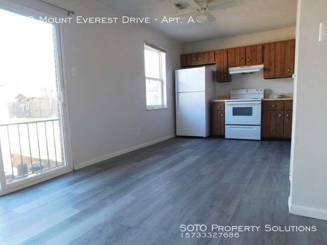 Primary Photo - 289 Mt Everest Dr