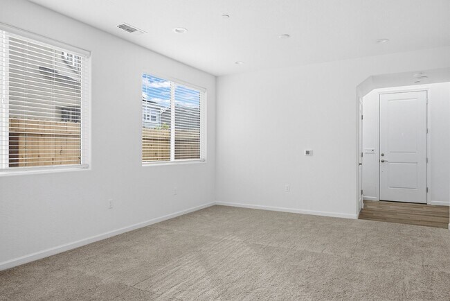 Building Photo - Brand New 3 Bedroom 2.5 Bathroom with Solar in NW Visalia!!