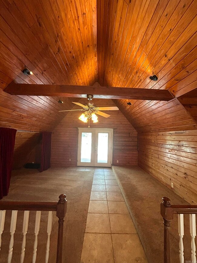 Building Photo - 116 Pineapple Dr
