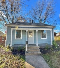 Building Photo - 205 7th St