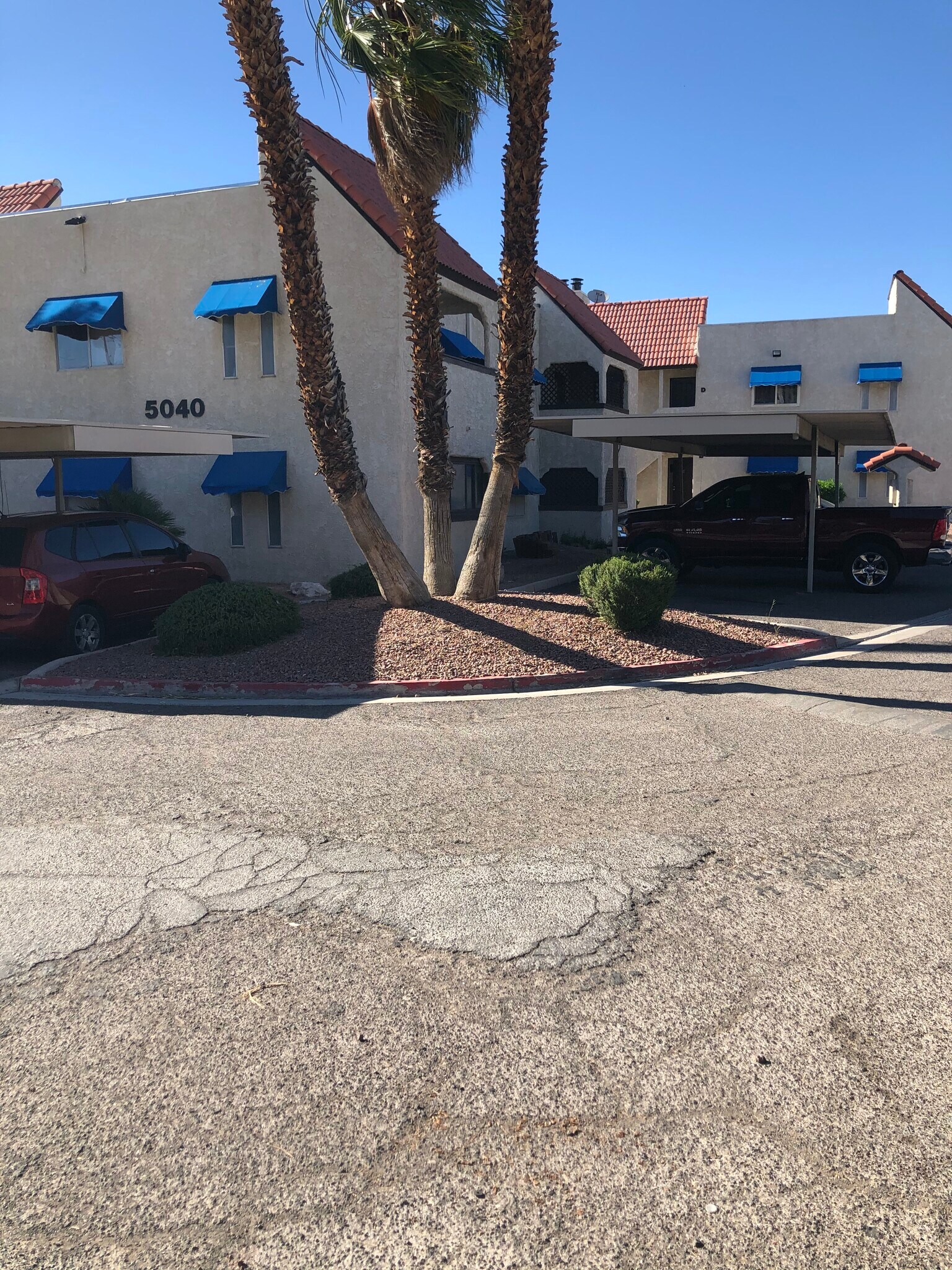 Building Photo - 5078 Spencer St