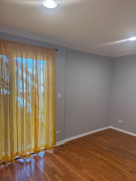 Building Photo - 3734 N Harlem Ave