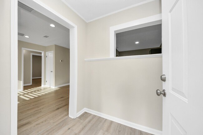 Building Photo - 2919 Elser St