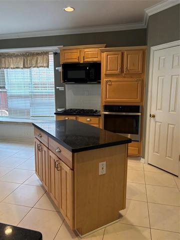 Building Photo - 9013 Crown Point Cir