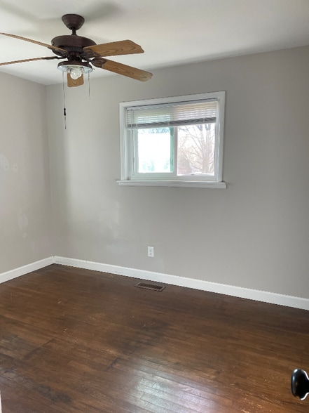 Building Photo - 1702 Terrace Ct