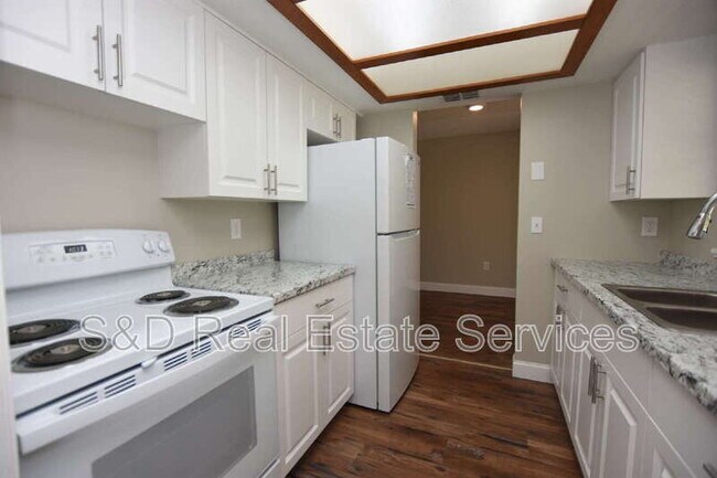 Building Photo - 1224 Waterview Blvd E