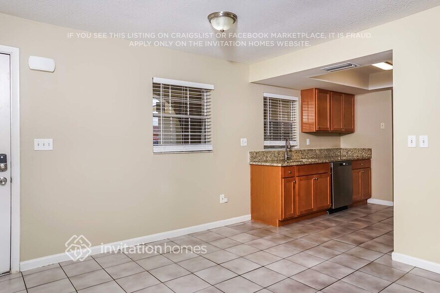 Building Photo - 2801 20th Ave Dr W