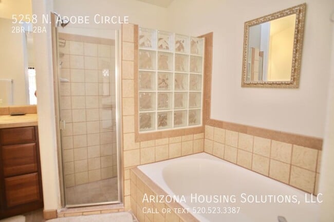 Building Photo - 5258 N Adobe Cir