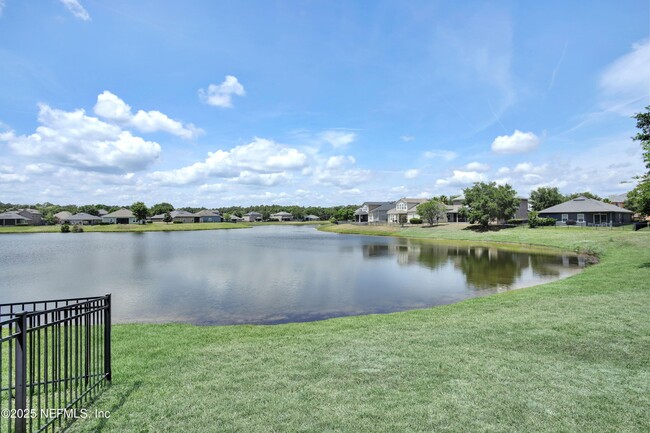 Building Photo - 16226 Magnolia Grove Way
