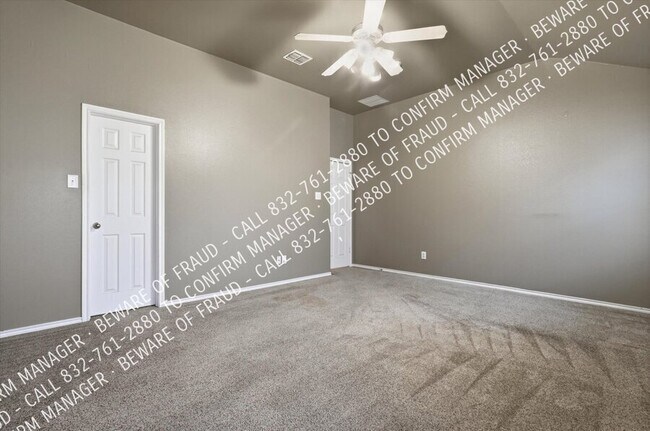 Building Photo - 615 Magnolia Ln