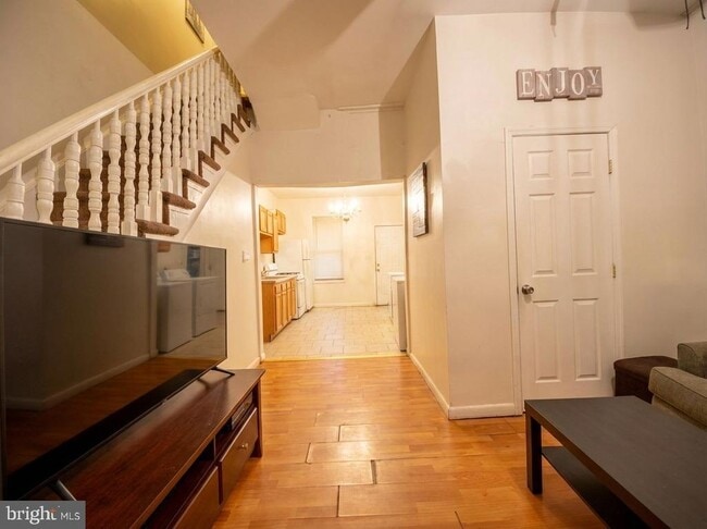 Building Photo - 2030 N Gratz St