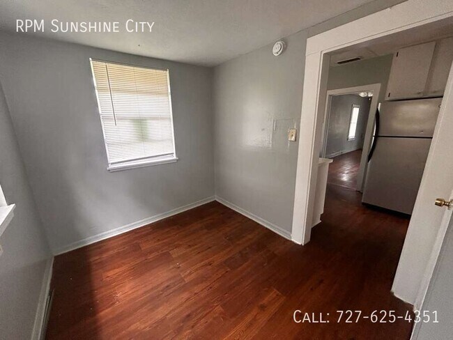 Building Photo - 8218 N Klondyke St