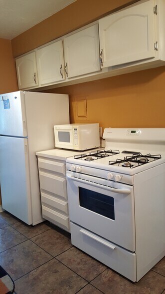 Building Photo - 12900 Lake Ave