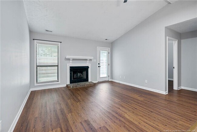 Building Photo - 2105 Wexford Oaks Ct