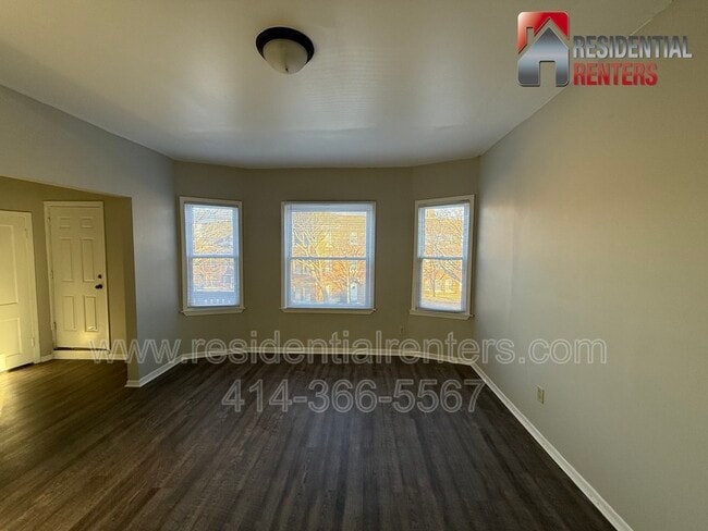 Building Photo - 2135 N 44th St