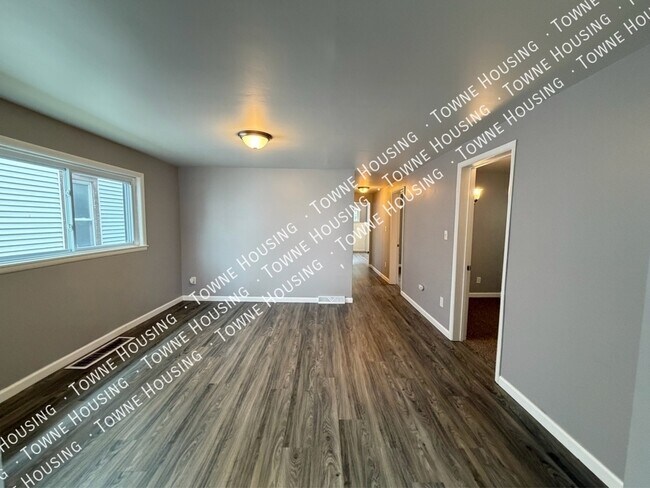 Building Photo - 311 Herkimer St