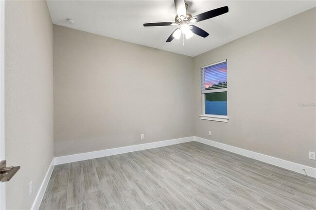 Building Photo - 330 Royal Palm Wy