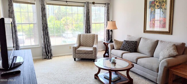 Primary Photo - 1231 Ladys Island Dr