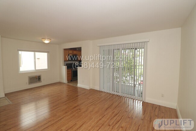 Building Photo - 2 Bed, 2 Bath Condo with Modern Upgrades A...