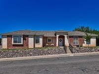 Building Photo - "Charming 4-Bed Oasis with Elegant Hardwoo...