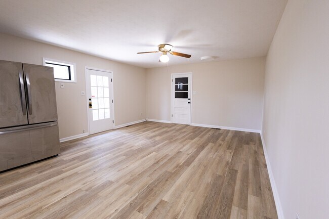 Building Photo - 815 Mount Olivet Girkin Rd