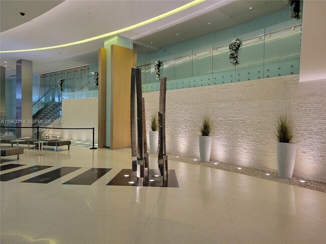 Building Photo - 92 SW 3rd St