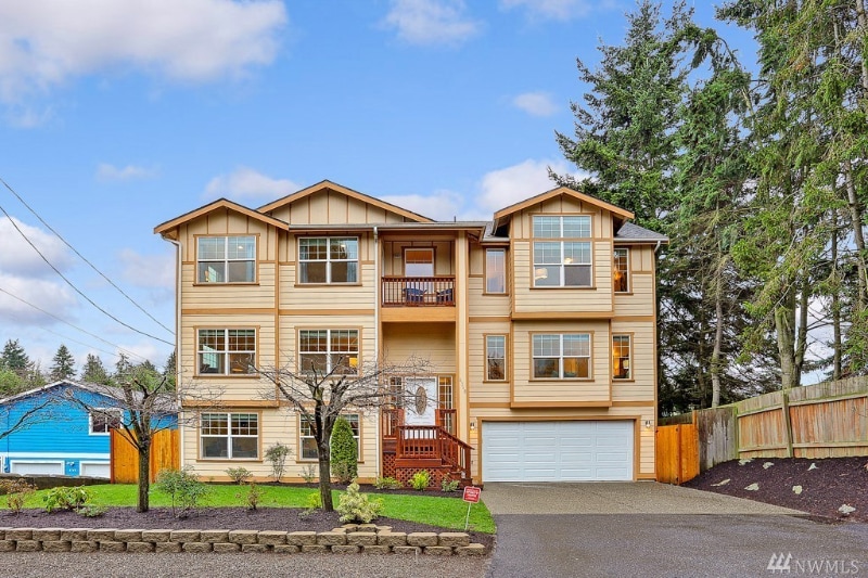 Building Photo - 6368 23rd Ave SW