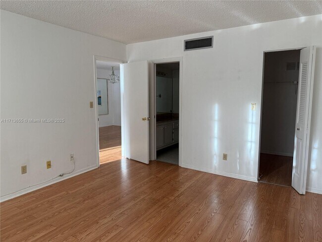 Building Photo - 6051 NW 61st Ave