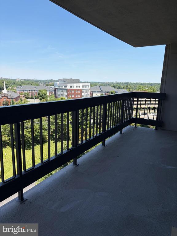 Building Photo - 3701 S George Mason Dr