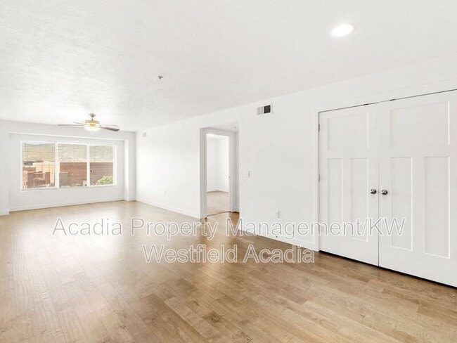 Building Photo - 166 W 1000 S