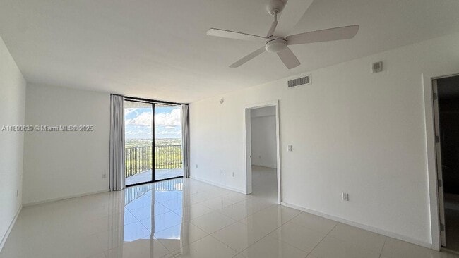 Building Photo - 5300 NW 85th Ave