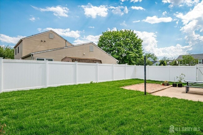 Building Photo - 40 Azalea Dr