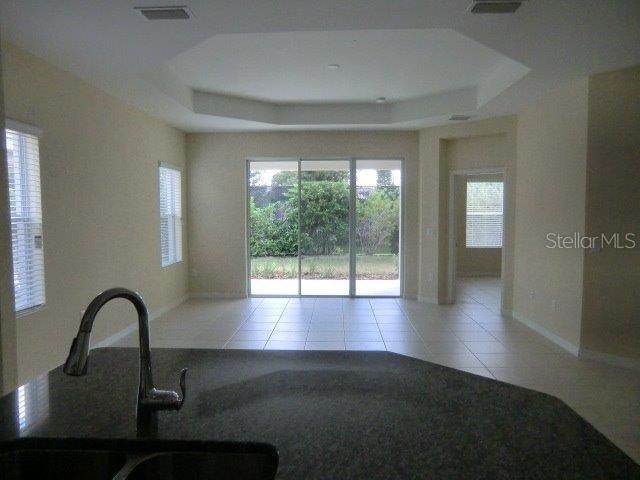 Building Photo - 4932 Maymont Park Cir