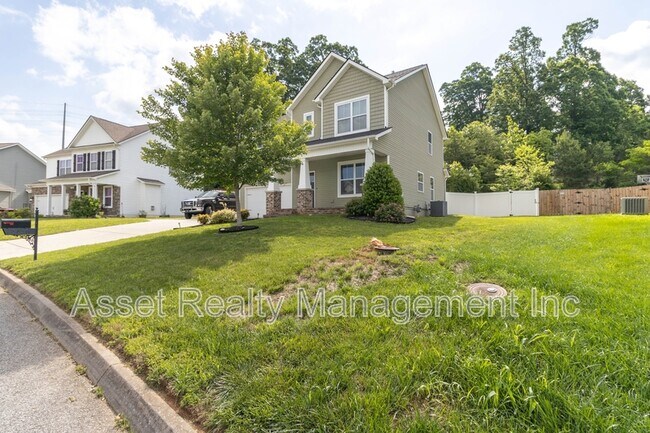Building Photo - 1416 Madison Oaks Rd