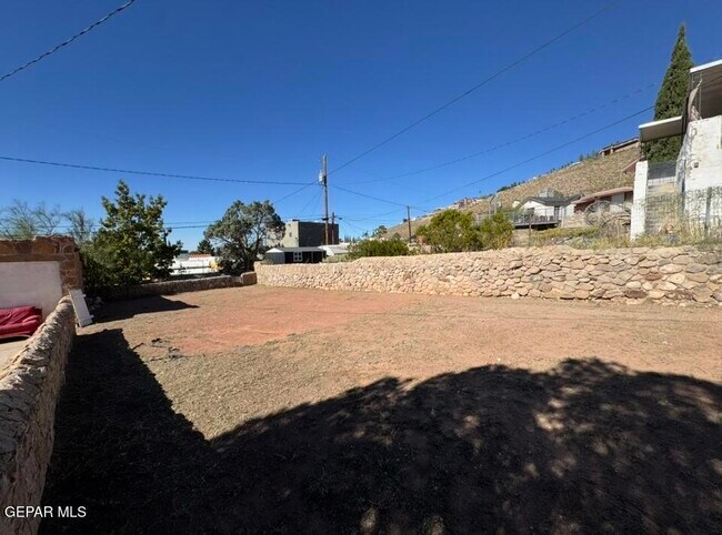 Building Photo - 1331 Cincinnati Ave