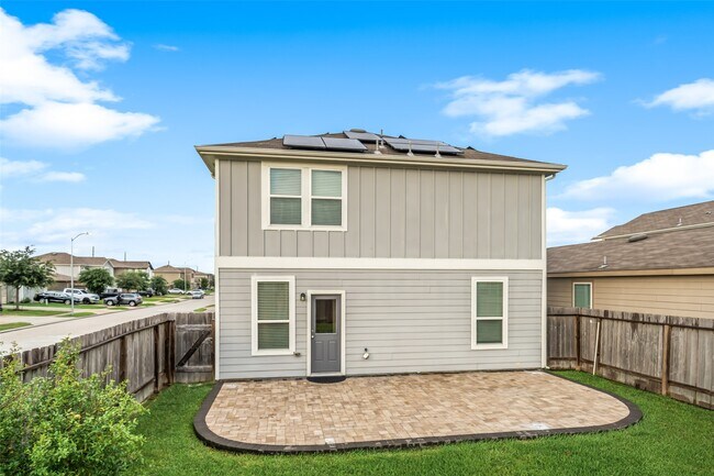 Building Photo - 14551 Maple Field Dr