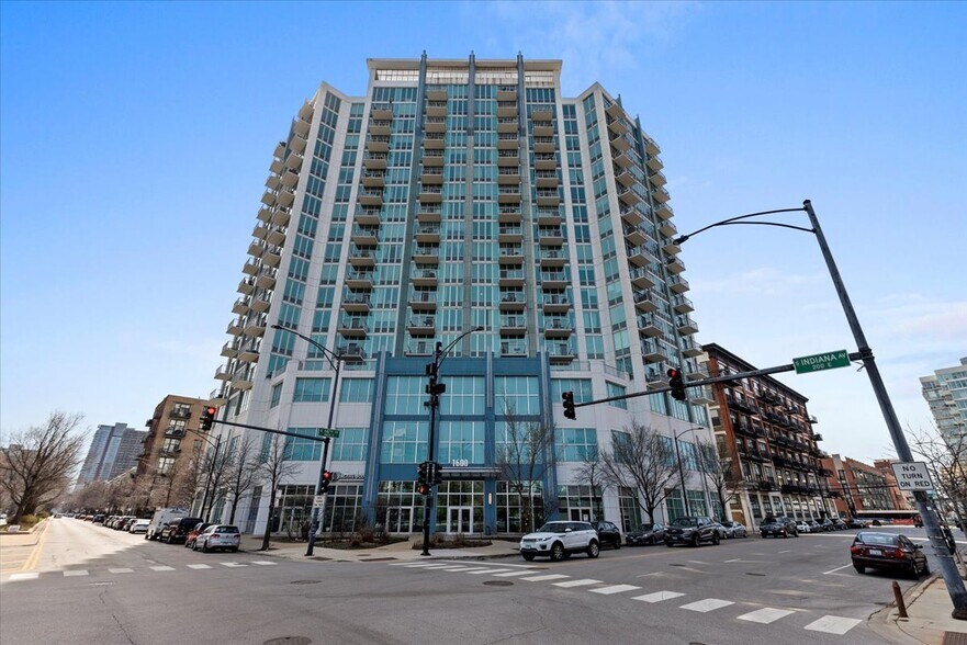 Building Photo - 1600 S Indiana Ave