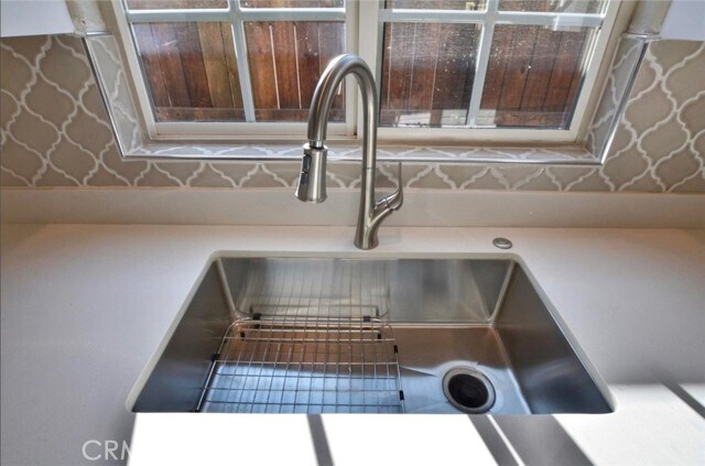 Building Photo - 31759 Shelter Dr