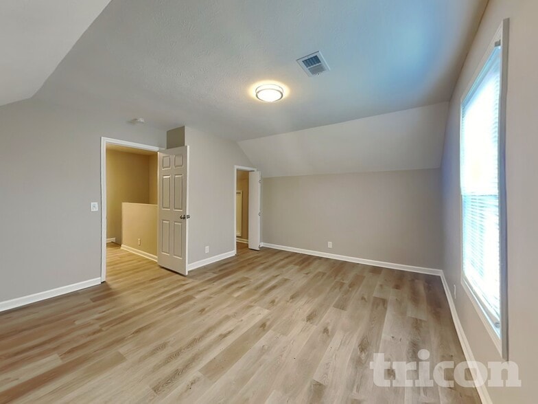 Building Photo - 426 Kinsey Blvd