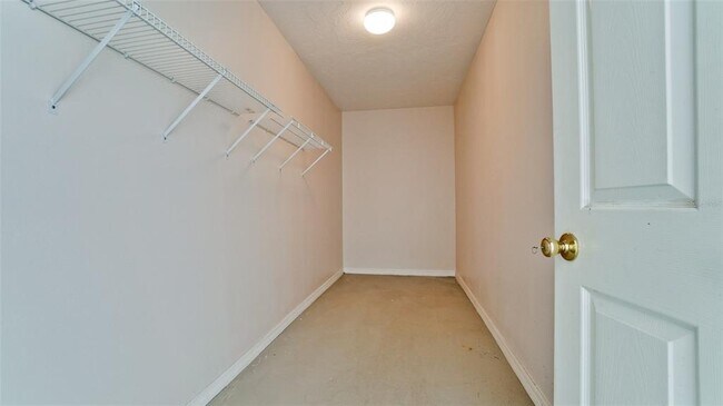 Building Photo - 407 68th Ave Dr W