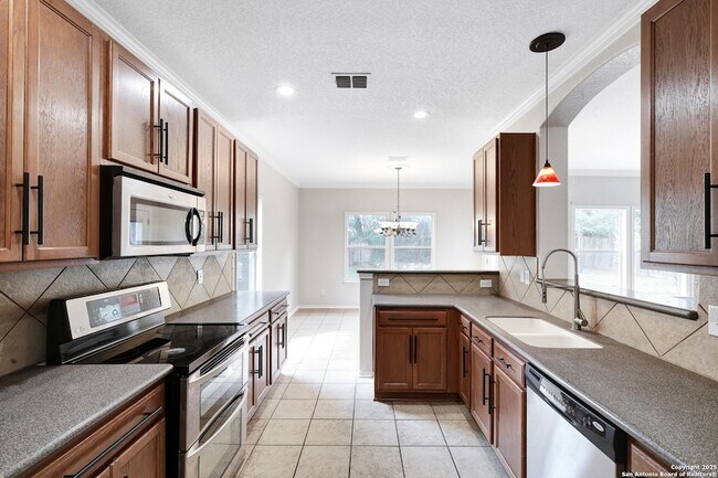 Building Photo - 10511 Cosmos Canyon