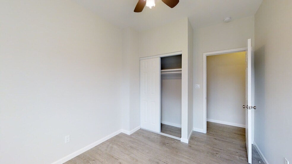 Building Photo - 5133 W 21st St