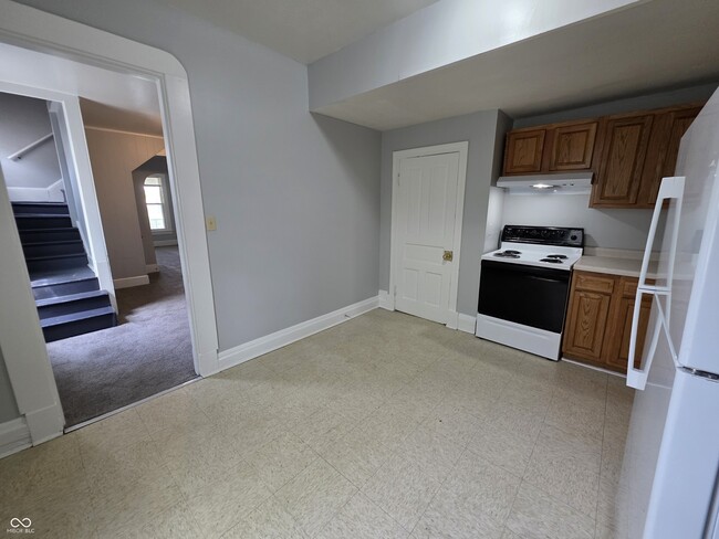 Building Photo - 1803 Westview Dr