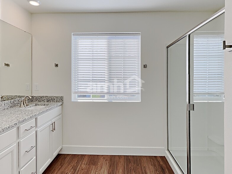 Building Photo - 12405 83rd Ave E